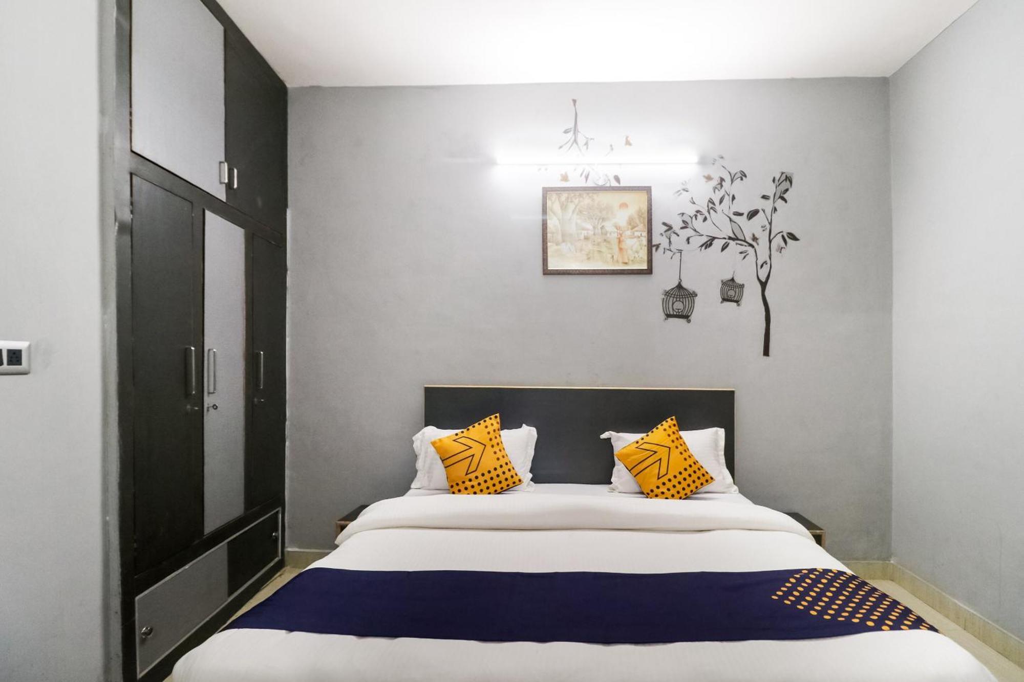 Hotel O Sunrise Guest House Gurgaon Buitenkant foto